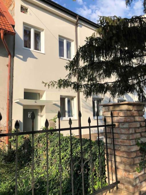 Apartmán Quattro Casa Šoproň Exteriér fotografie