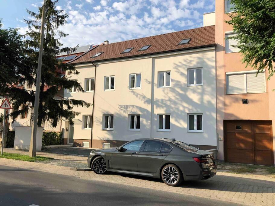 Apartmán Quattro Casa Šoproň Exteriér fotografie